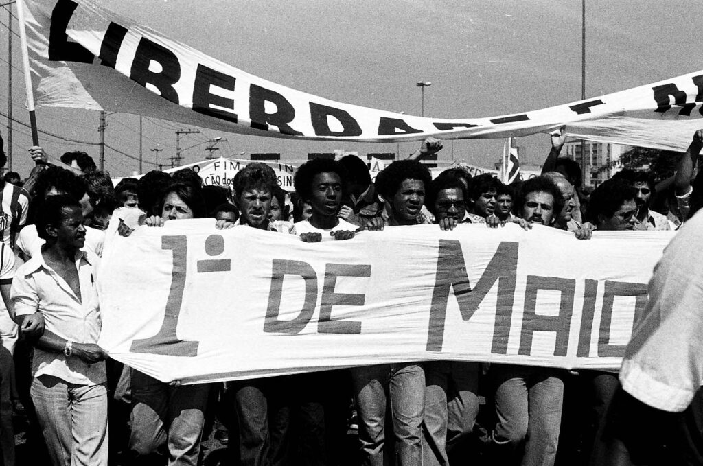 Dia do Trabalhador: Uma Chamada Para Repensar Nosso Papel no Mundo 4 image 20