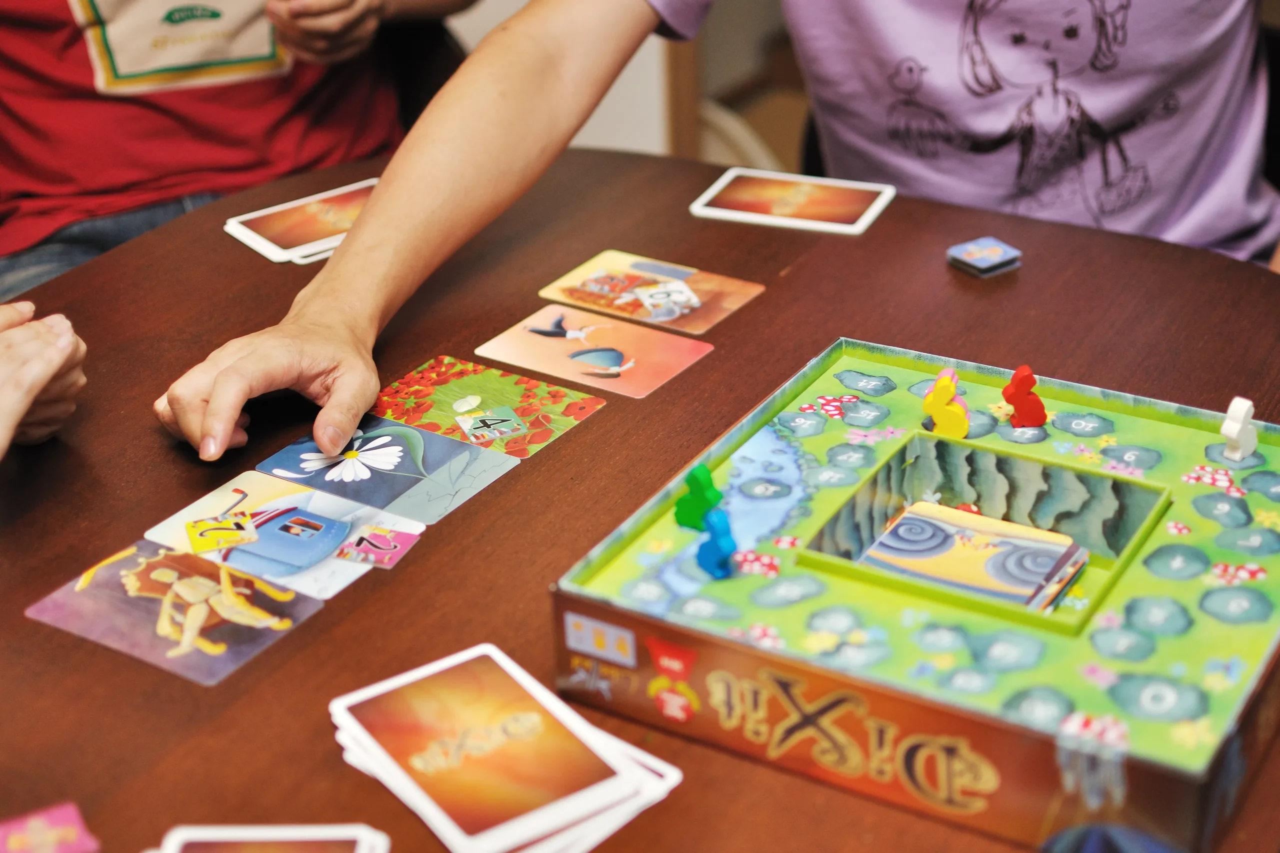 Jogo “Dixit”: Por Que Cada Mente Conta Uma História Diferente? 1 Dixit game 0001 scaled