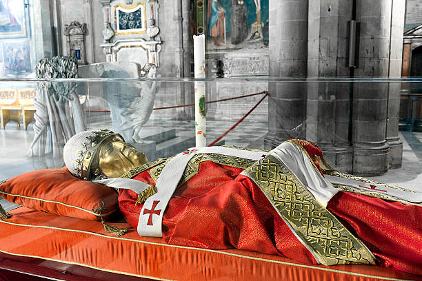 Filme "Conclave": Bastidores da Eleição Papal e Conflitos de Poder no Vaticano 3 Gregorio X