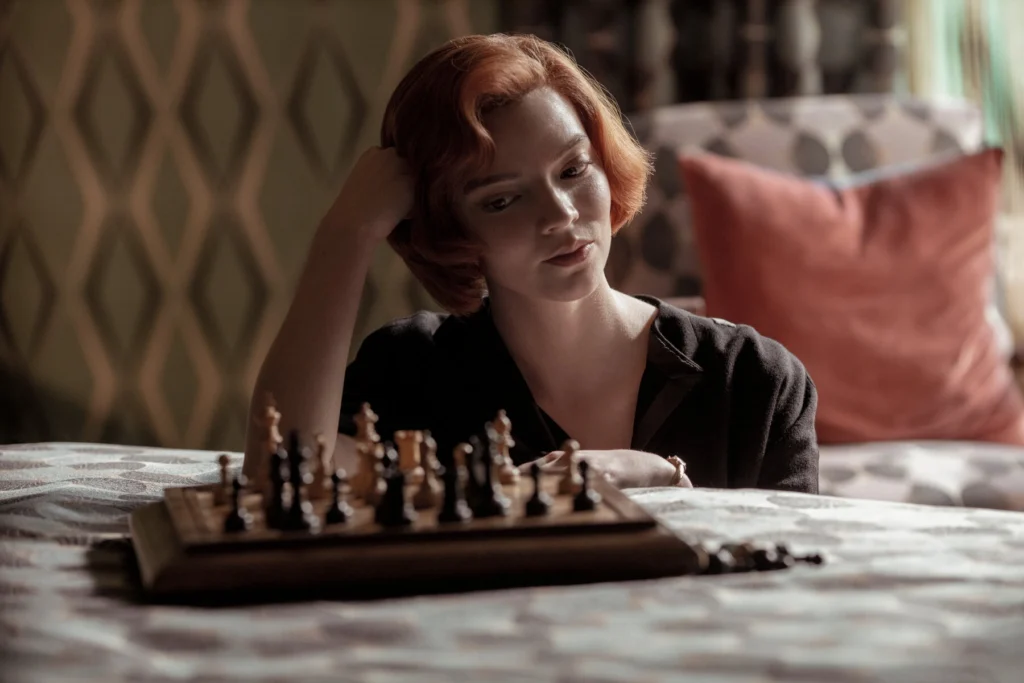 Série "O Gambito da Rainha": 7 Lições do Xadrez para Pensar Melhor na Vida 2 gambito da rainha 1